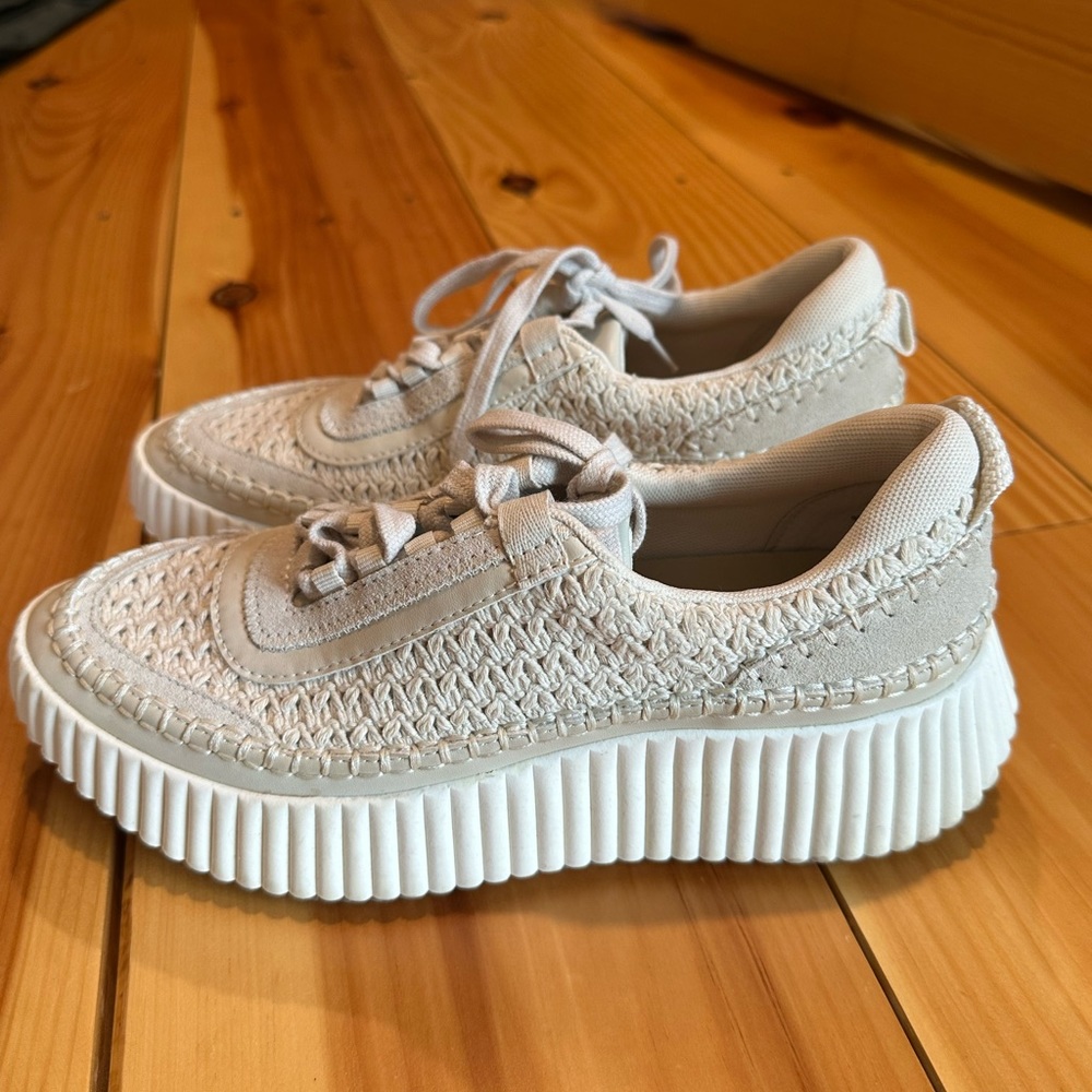 Dolce Vita - Dolen Sneaker - 7.5